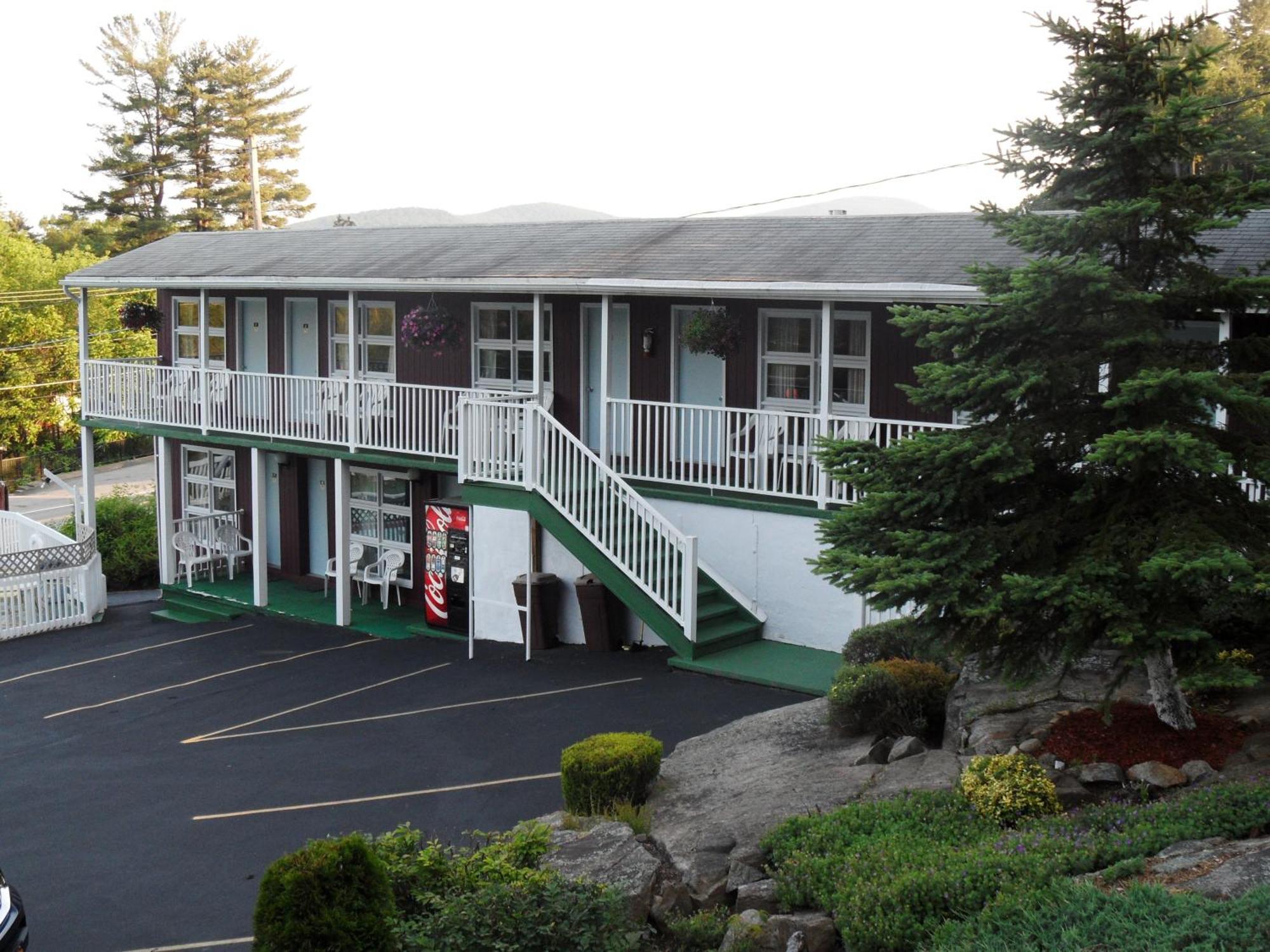 Pinebrook Motel Lac George Extérieur photo